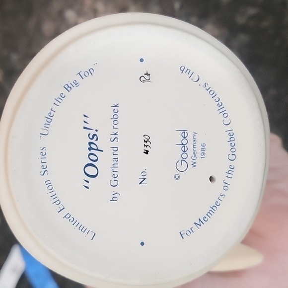 GOEBEL Collector’s Club Under The Big Top “Oops” Gerhard Skrobek 1986 #350 - Picture 4 of 7